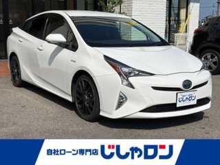 プリウス S