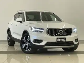 ボルボ ＸＣ４０ B4 AWD インスクリプション