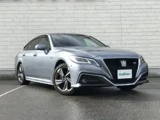 クラウン ハイブリッド RS Four