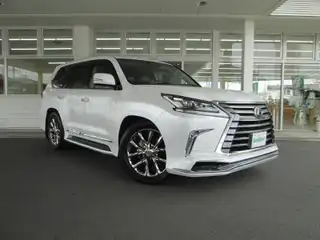 ＬＸ 570