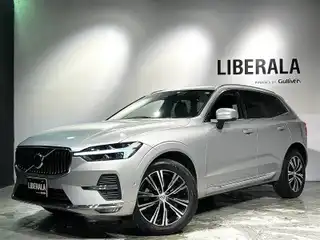 ボルボ ＸＣ６０ B5 AWD インスクリプション