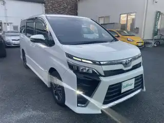 ヴォクシー ZS