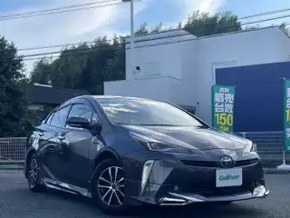 プリウス S