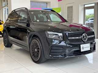 Ｍ・ベンツ ＧＬＢ２００ｄ 4マチック ナイトエディション
