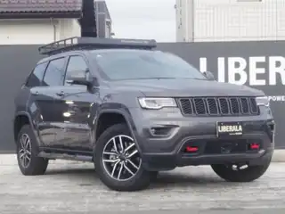 ジープ・グランドチェロキー トレイルホーク