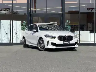 １シリーズ xDrive