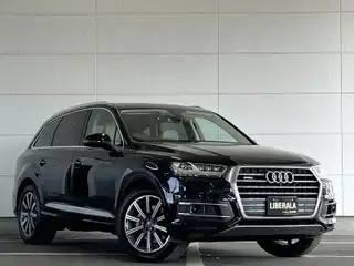 Ｑ７ 55TFSIクワトロアダプティブエアサスペンション