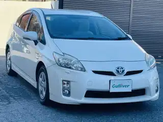 プリウス S　LEDエディション