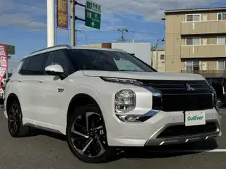 アウトランダー ＰＨＥＶ P