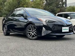 プリウス Sセーフティプラス