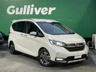 フリード＋ハイブリッド クロスター