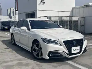 クラウン ハイブリッド RS