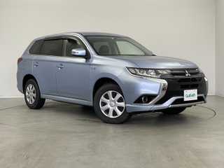 アウトランダー ＰＨＥＶ M