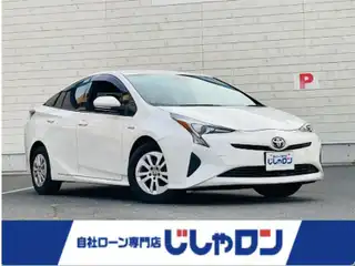 プリウス S
