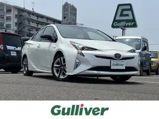 プリウス Sセーフティプラス ツートーン
