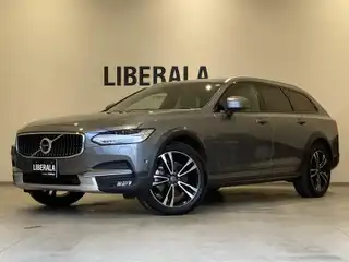 Ｖ９０ クロスカントリー D4 AWD サマム