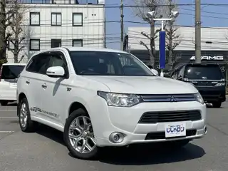 アウトランダーＰＨＥＶ G ナビパッケージ