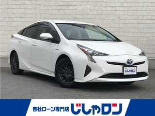 プリウス S