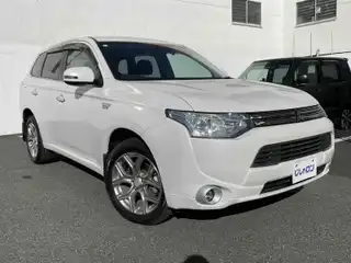 アウトランダー ＰＨＥＶ G ナビパッケージ