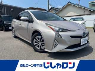 プリウス S