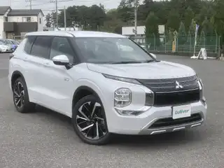 アウトランダー ＰＨＥＶ P