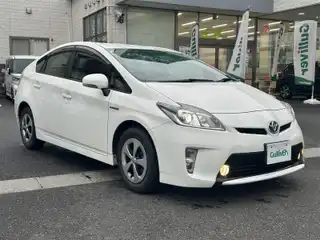 プリウス S