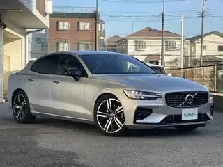 Ｓ６０ B5 Rデザイン