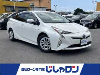 プリウス Sセーフティプラス