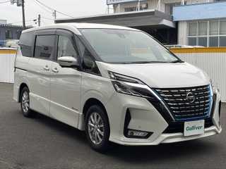 セレナ e－パワー ハイウェイスター V