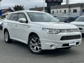 アウトランダーＰＨＥＶ G プレミアムパッケージ