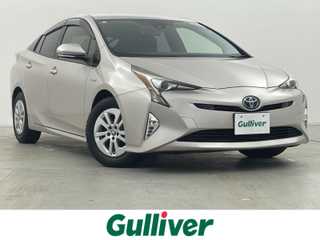 プリウス Sセーフティプラス