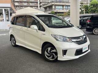 フリードハイブリッド プレミアムエディション