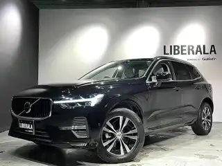 ボルボ ＸＣ６０ B5 AWD モーメンタム