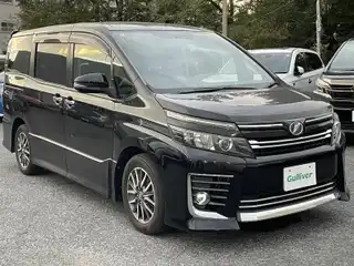 ヴォクシー ZS