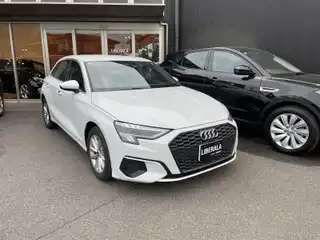 アウディ Ａ３ SB 30TFSI