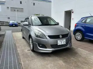スイフト RS