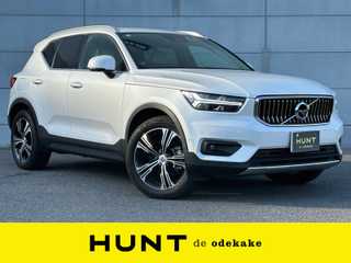 ボルボ ＸＣ４０ B4 AWD インスクリプション