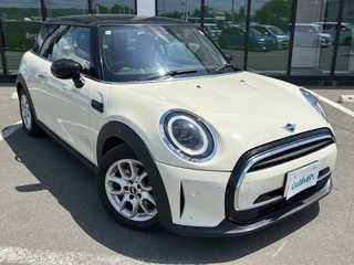 ＭＩＮＩ クーパー D エッセンシャルトリム