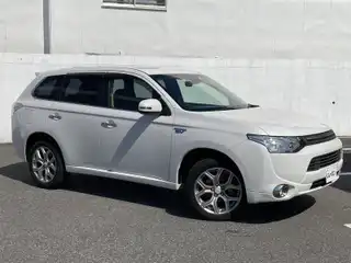 アウトランダーＰＨＥＶ G ナビパッケージ