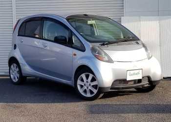 アイ 三菱 の新車 中古車カタログ装備スペック情報 中古車のガリバー