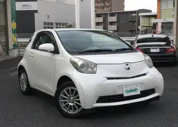 ｉｑ トヨタ の新車 中古車カタログ装備スペック情報 中古車のガリバー