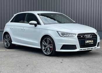 Audi A1/S1 スポーツバック(8X)FAREAST カーボンリアウイング Audi A1⁄S1 スポーツバック(8X)FAREAST カーボンリアウイング Audi A1 \u0026 S1