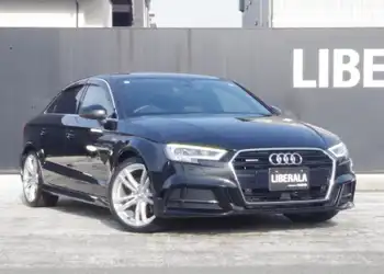 アウディ,Ａ３,セダン 40TFSI クワトロ スポーツ