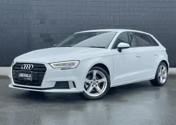 アウディ,Ａ３,SB 30TFSI シグネチャーED