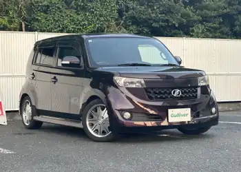 トヨタbB NCP30 35 Z NCP35 bB（トヨタ）の価格・スペック情報{平成16年2月