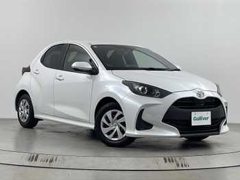 トヨタ ヤリス G 純正ディスプレイオーディオ バックカメラ