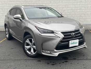 レクサス ＮＸ 200t バージョンL プリクラッシュセーフティ サンルーフ ナビ