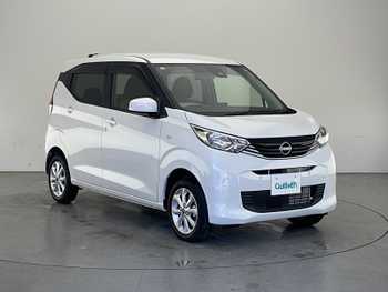 日産 デイズ X 社外ナビ 車線逸脱 先行車発進告知 Bカメラ