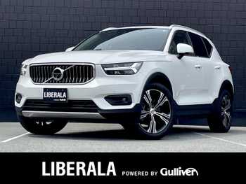 ボルボ ＸＣ４０ B4 AWD インスクリプション ACC 白革 純正ナビTV 360° harman/kardon