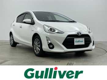 トヨタ アクア S スタイルブラック 純正ナビ バックカメラ LEDヘッドライト